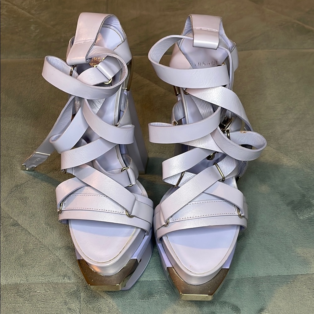 VERSACE Lavender Leather Platform Heels – Size 38.5 (EU)